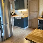 別荘 Secluded Home, With Private オーレスン