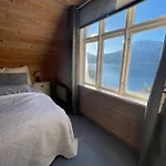 Secluded Home, With Private 別荘 オーレスン