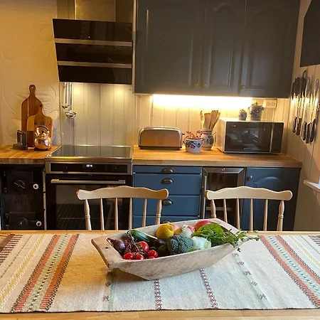 Feriehus Secluded Home, With Private