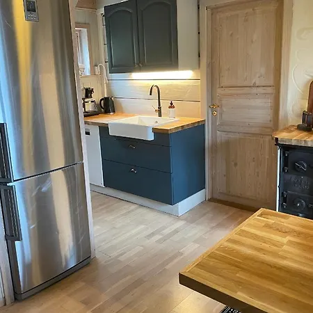 Feriehus Secluded Home, With Private Ålesund