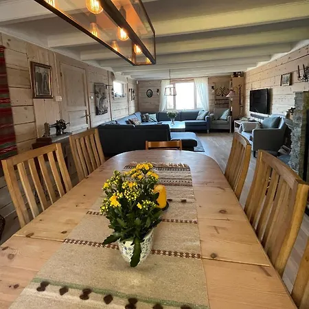 Secluded Home, With Private Ålesund