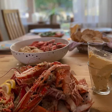 Secluded Home, With Private Feriehus *